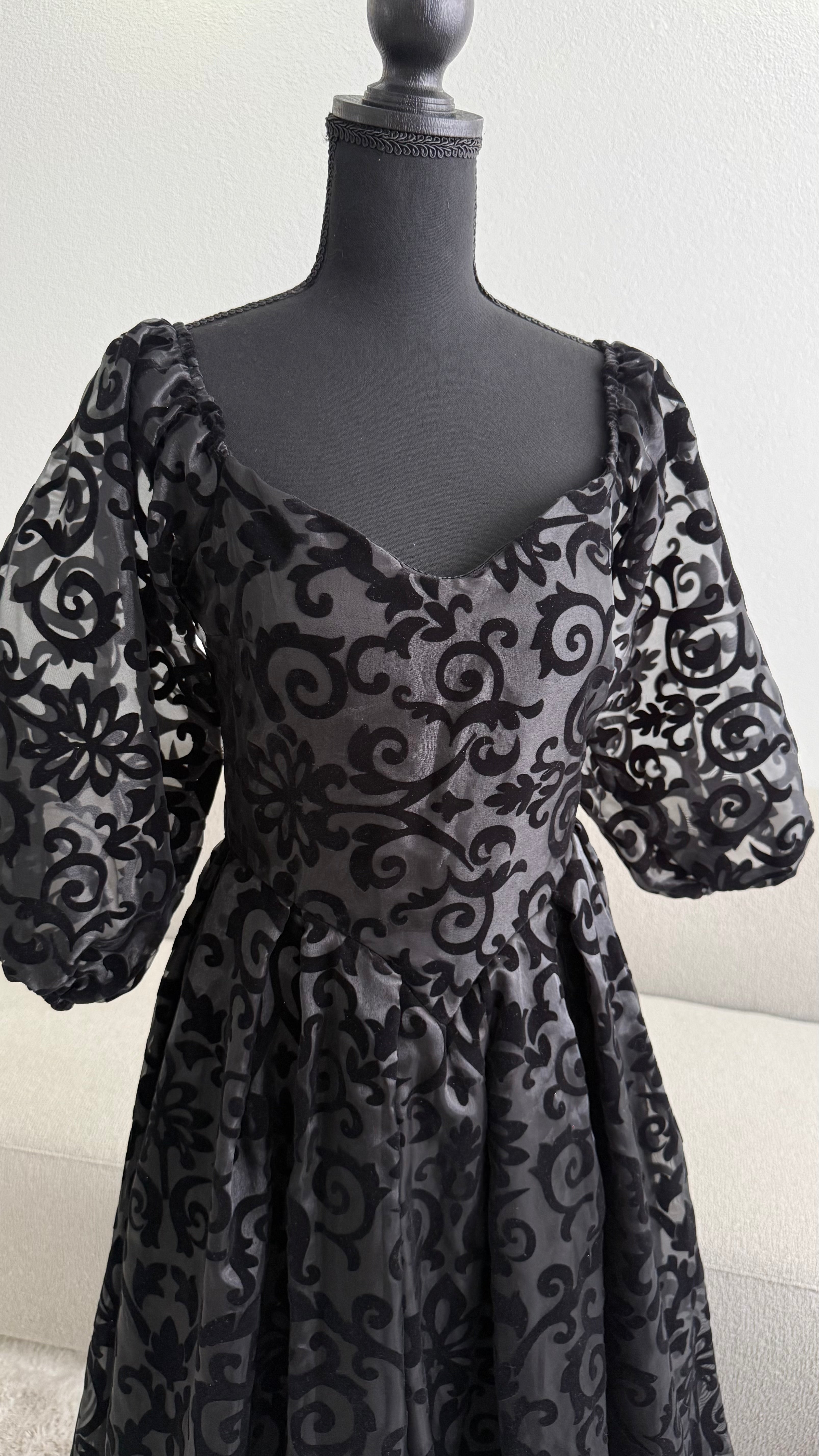 Giya Dress