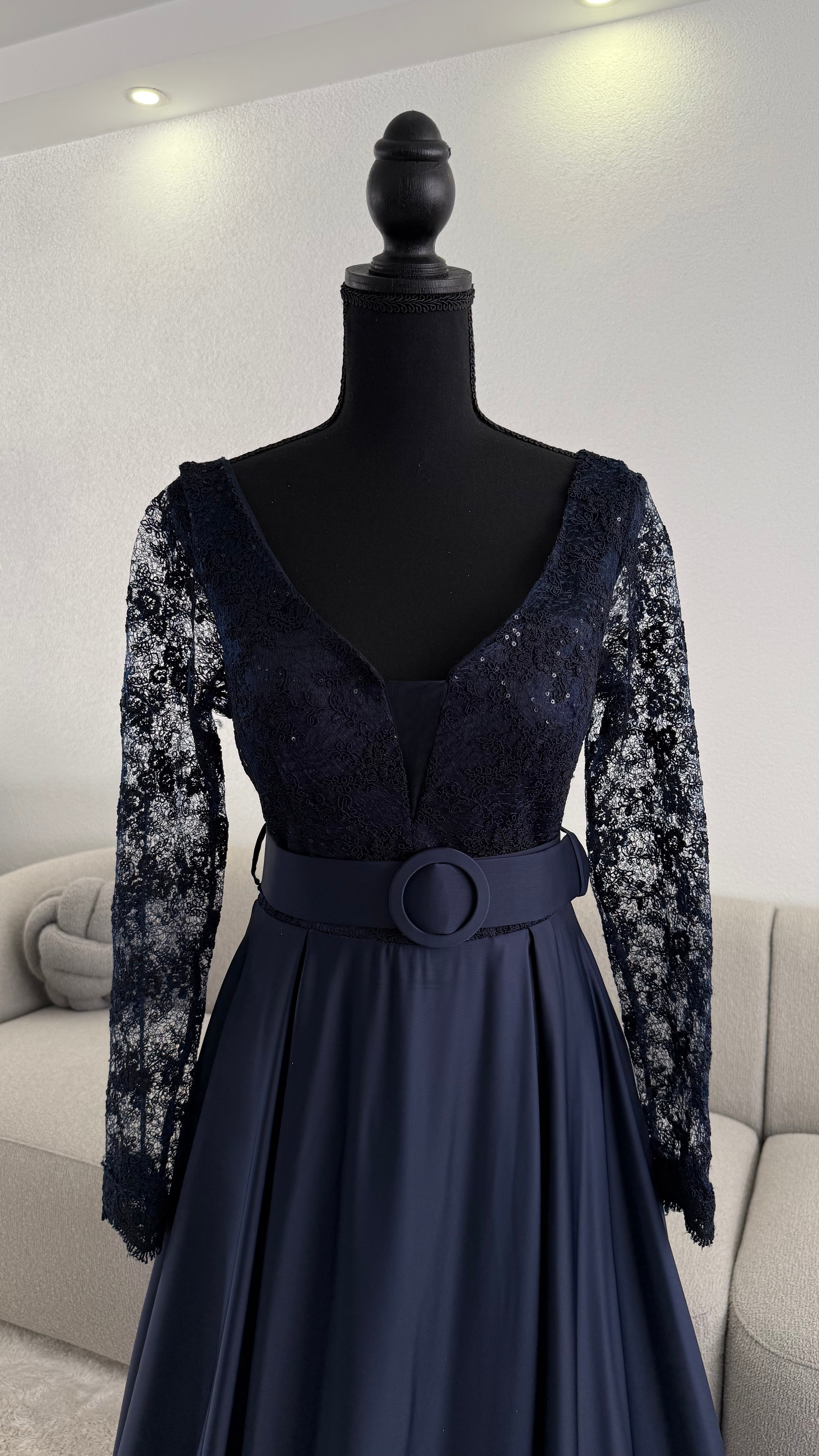 Nila Dress