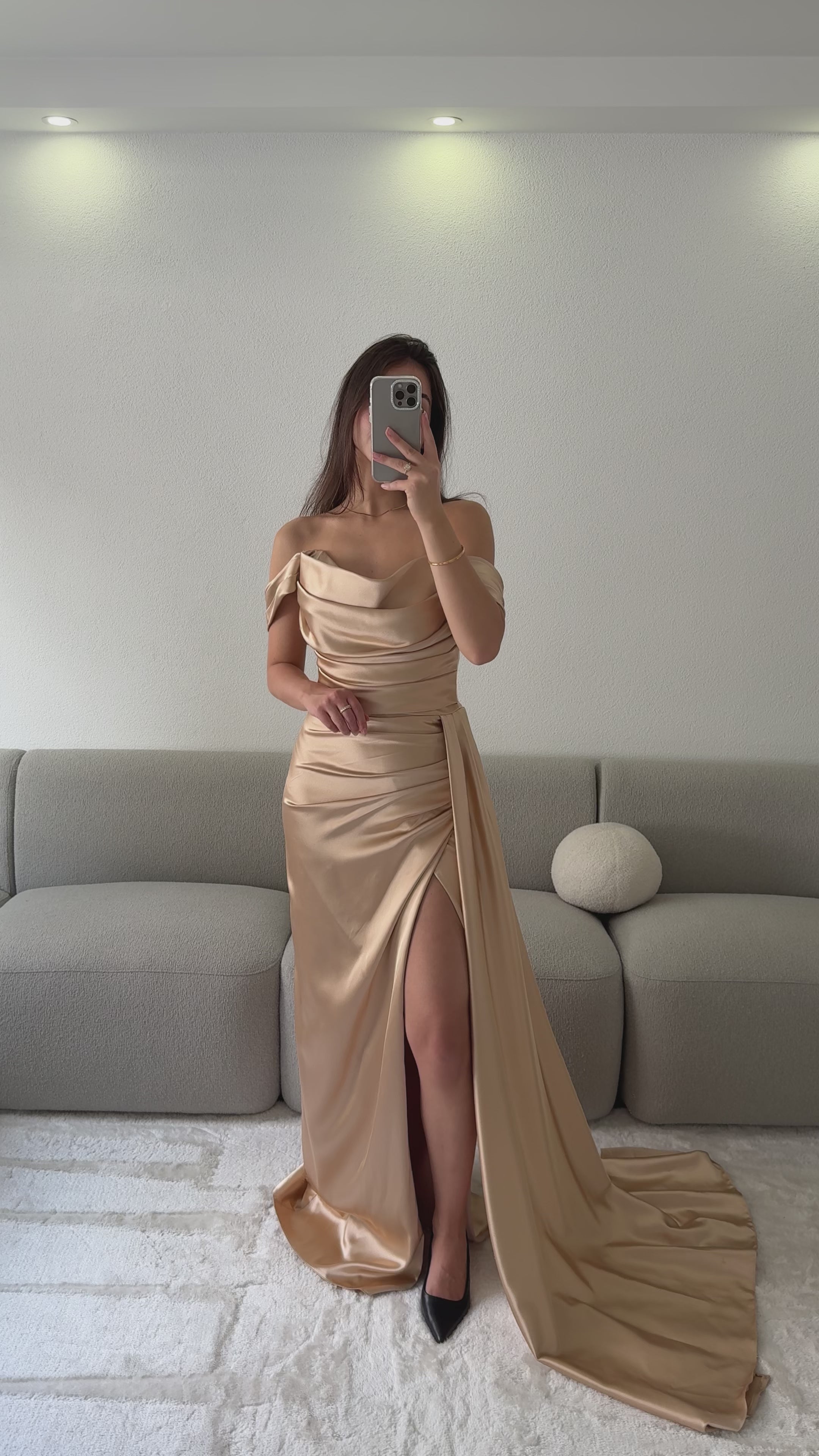 Evy Dress - Gold